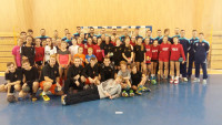 /album/foto-2016-2017/20161031-hadzanarky-fht-kosice-trenovali-s-reprezentantmi-slovenska-jpg/